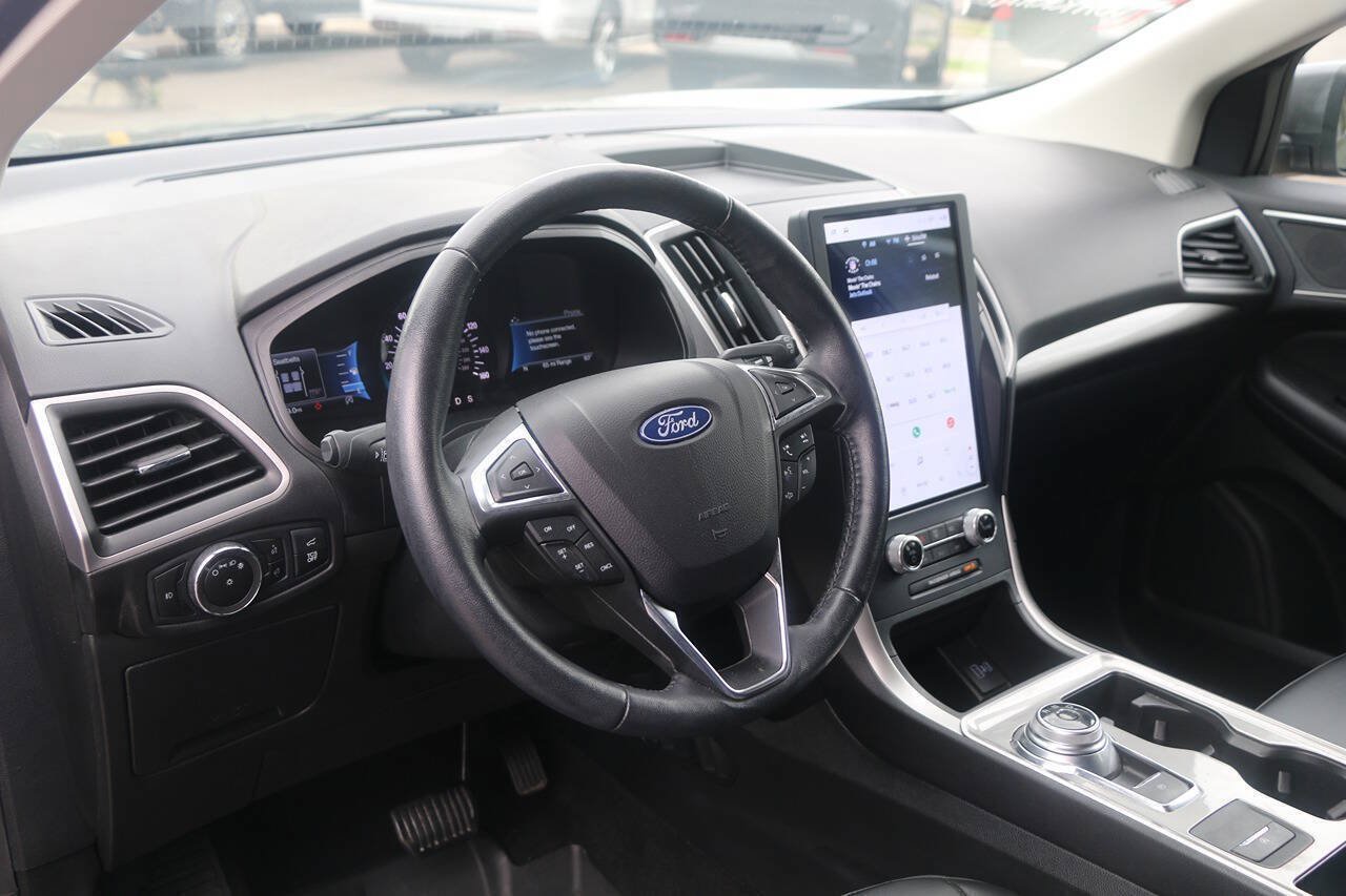 Certified 2023 Ford Edge SEL w/ Convenience Package AWD/4WD image 32