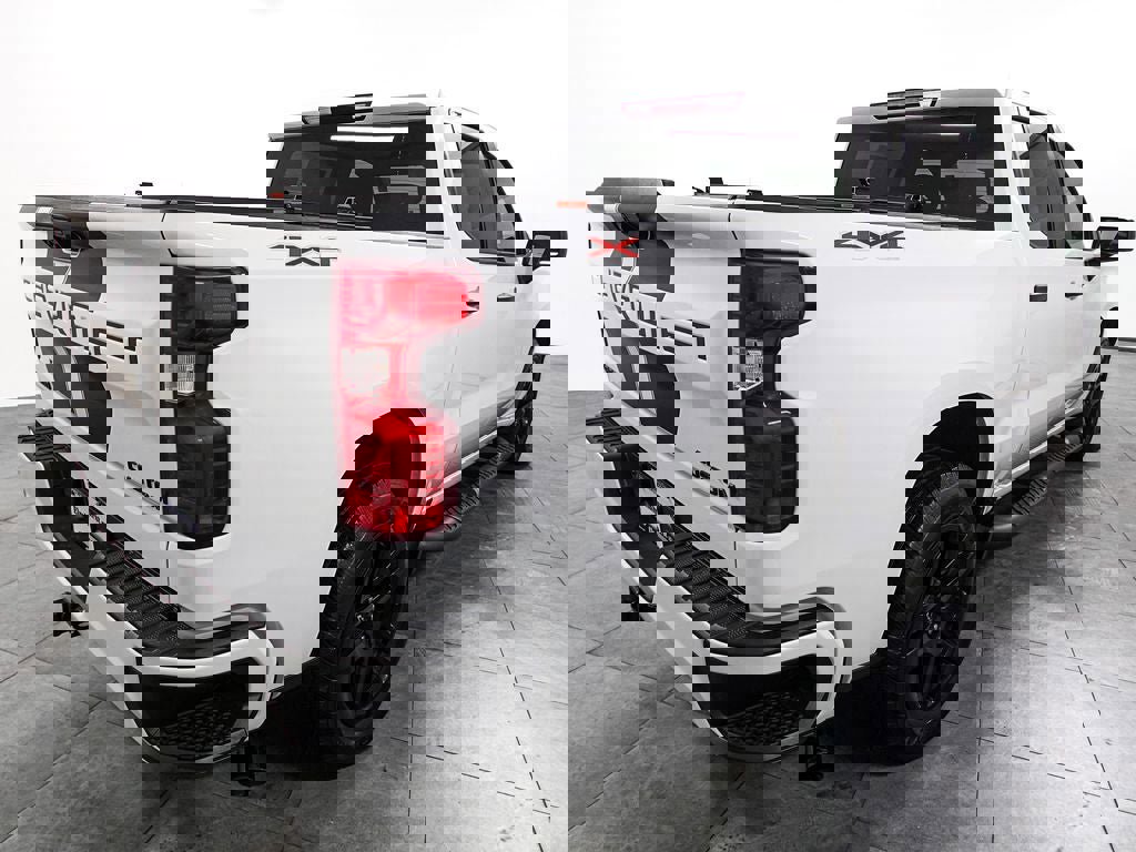 Used 2023 Chevrolet Silverado 1500 Custom w/ Rally Edition AWD/4WD image 5