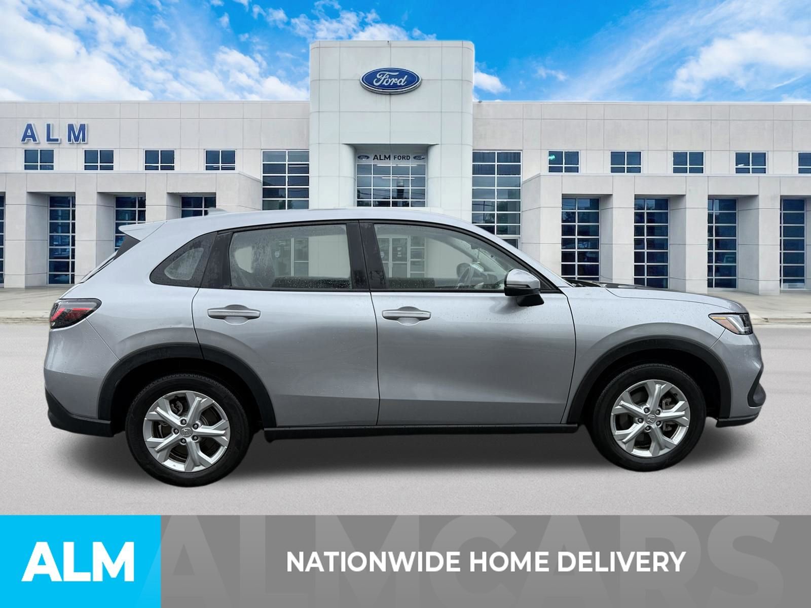 Used 2023 Honda HR-V LX image 4