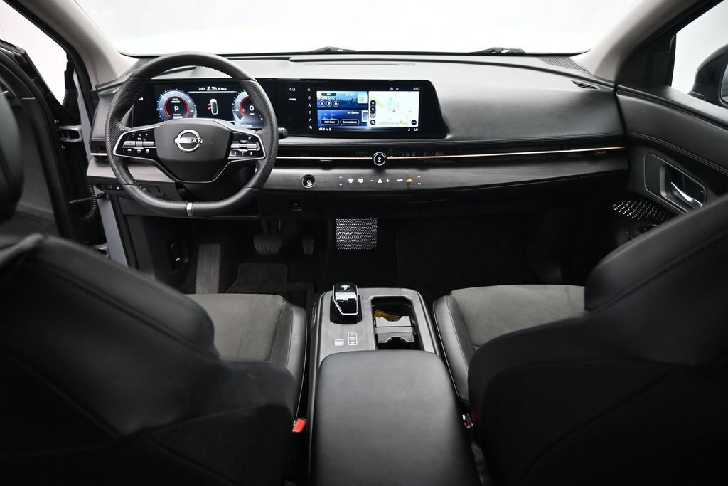 Used 2024 Nissan Ariya AWD image 21