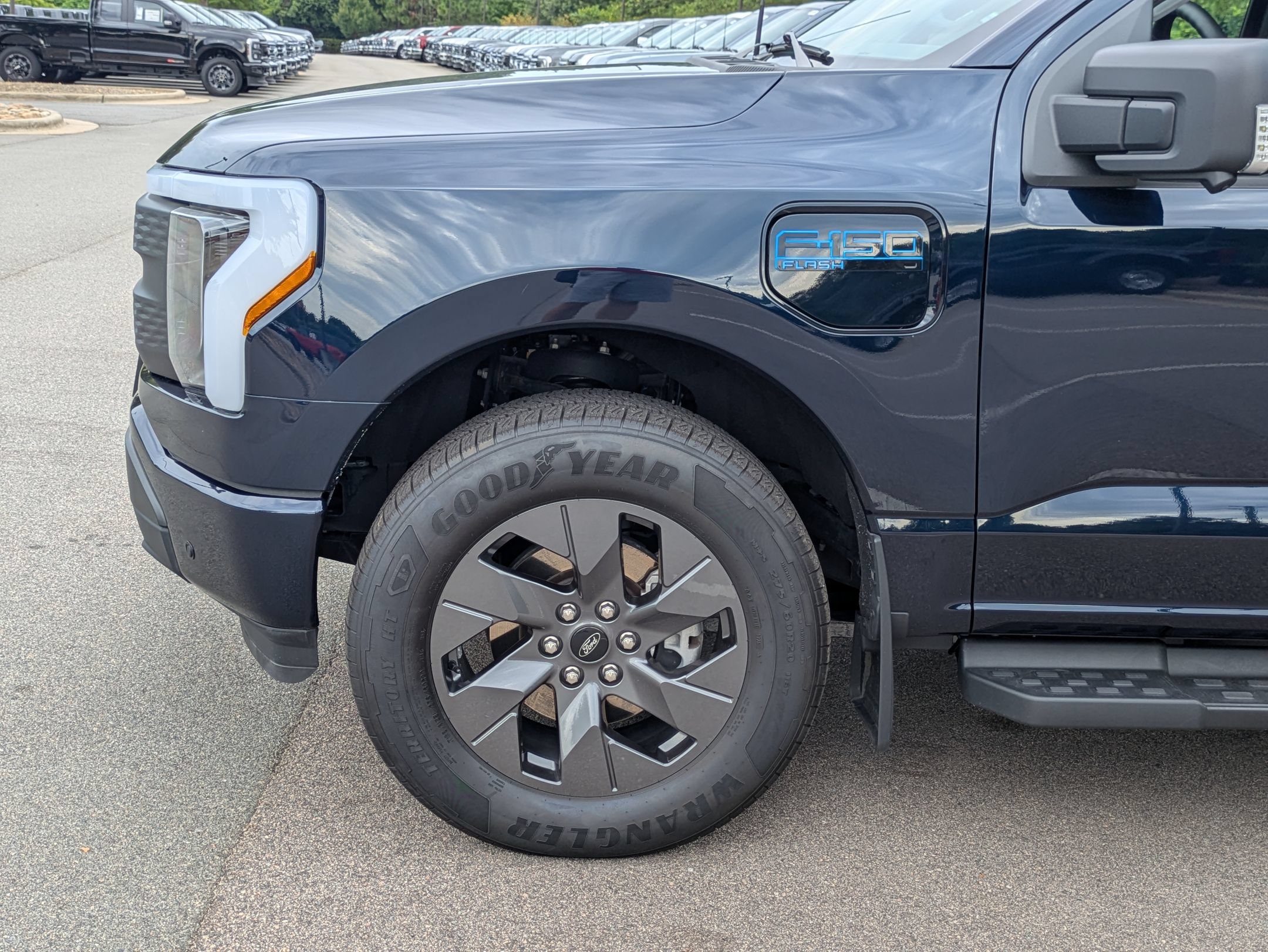 Certified 2025 Ford F150 Lightning Flash AWD/4WD image 11