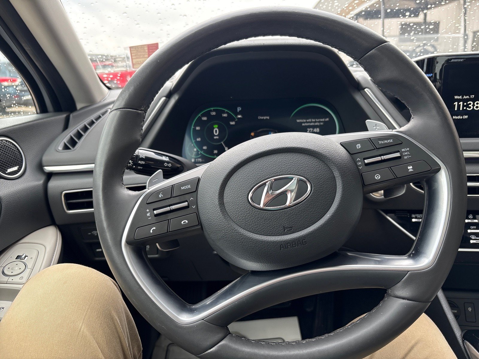 Used 2023 Hyundai Sonata Limited w/ Cargo Package FWD image 14
