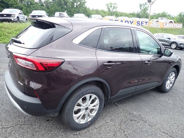 Certified 2023 Ford Escape Active w/ Tech Pack #2 AWD/4WD image 6