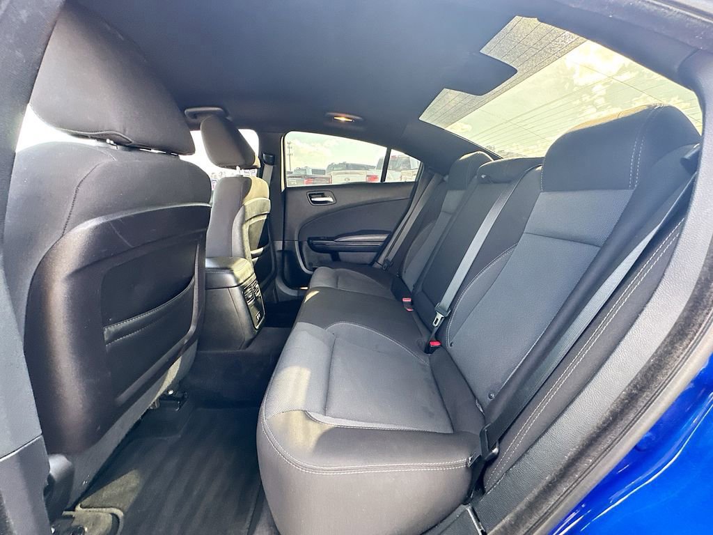 Used 2018 Dodge Charger SXT w/ Blacktop Package image 17