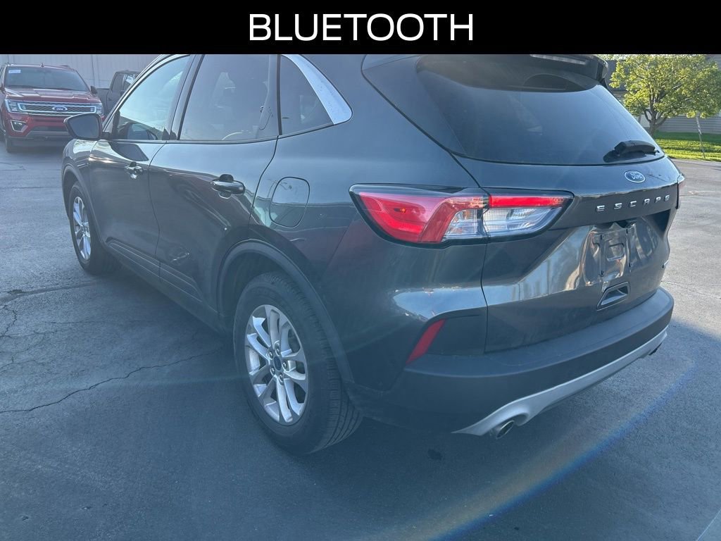 Certified 2020 Ford Escape SE image 9