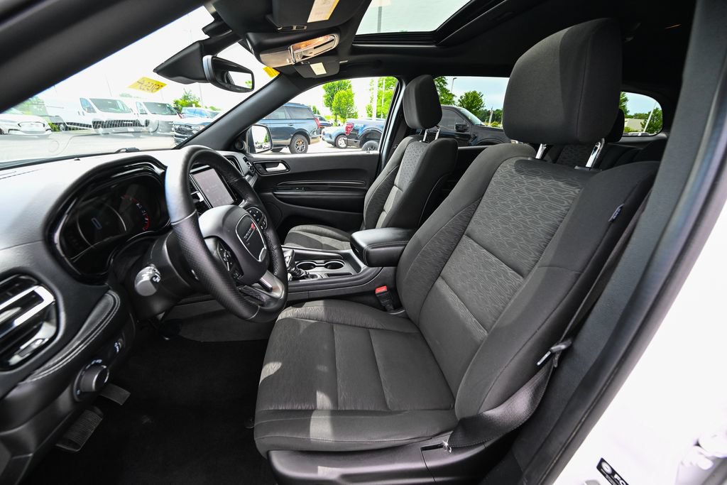 Used 2023 Dodge Durango SXT w/ Quick Order Package 2BK AWD/4WD image 18