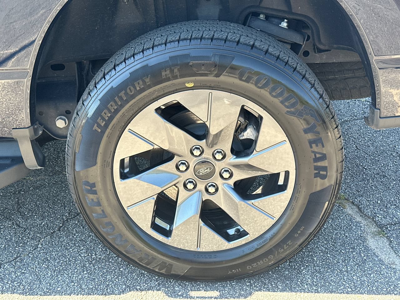 Certified 2025 Ford F150 Lightning Flash AWD/4WD image 22