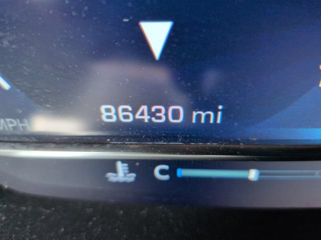 Used 2024 Chevrolet Suburban LT AWD/4WD image 9