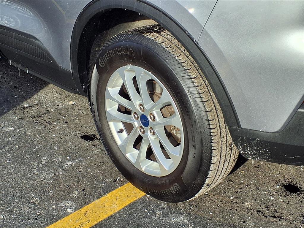 Certified 2022 Ford Escape SE w/ Cold Weather Package image 24