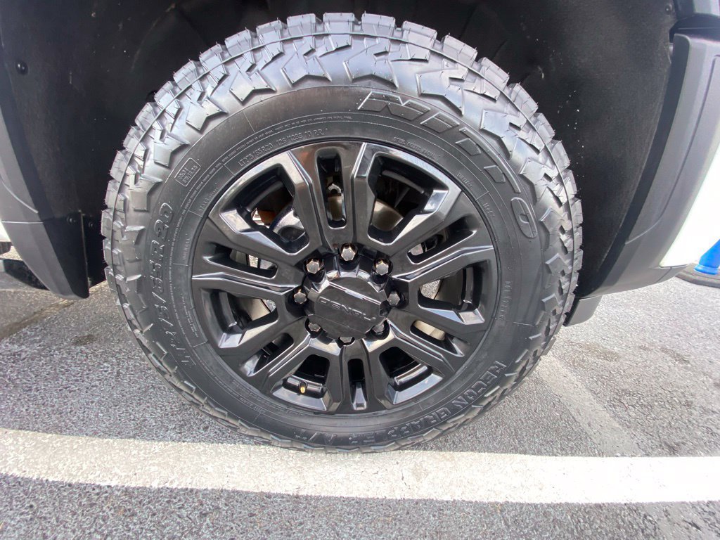 Used 2025 GMC Sierra 2500 Denali w/ Denali Reserve Package AWD/4WD image 31