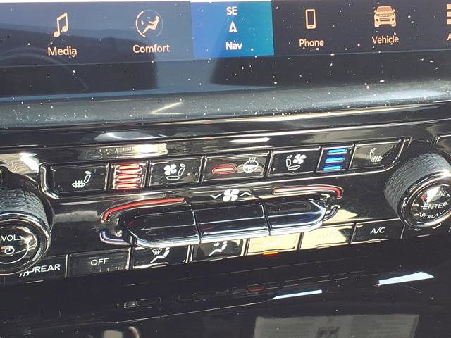 Used 2023 Jeep Grand Cherokee L Overland image 18