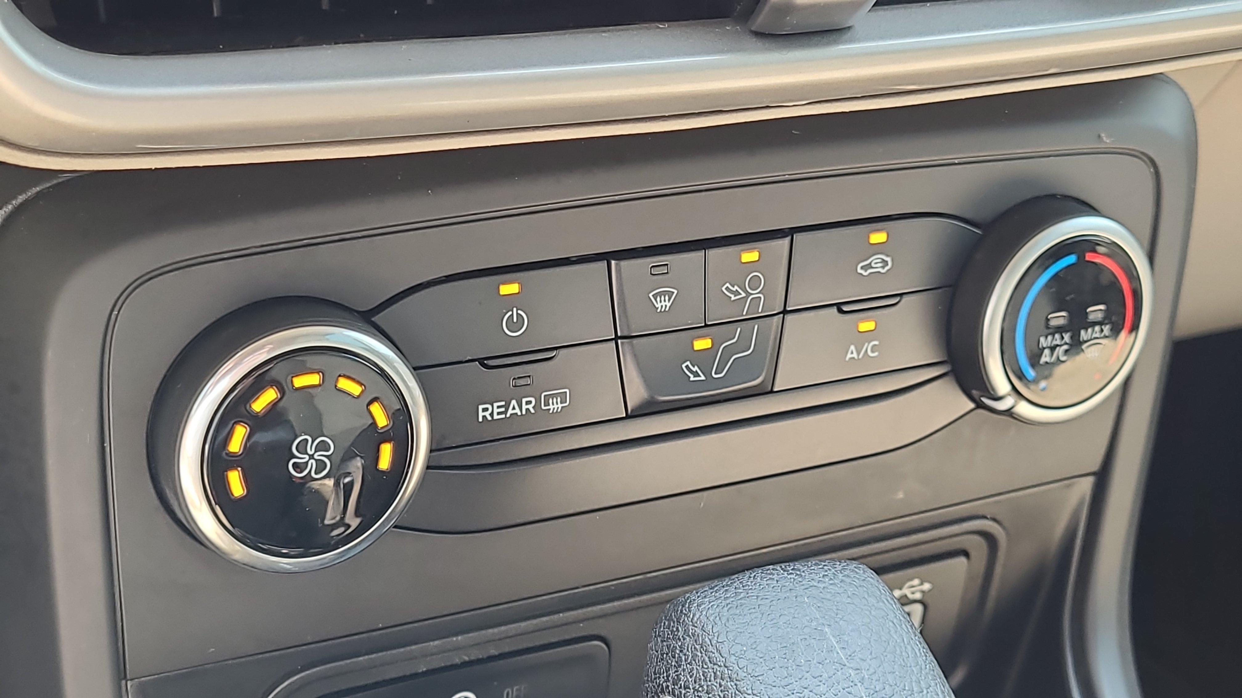 Certified 2021 Ford EcoSport S AWD/4WD image 21