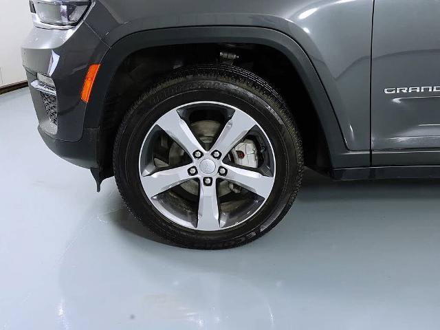 Used 2024 Jeep Grand Cherokee Limited AWD/4WD image 9