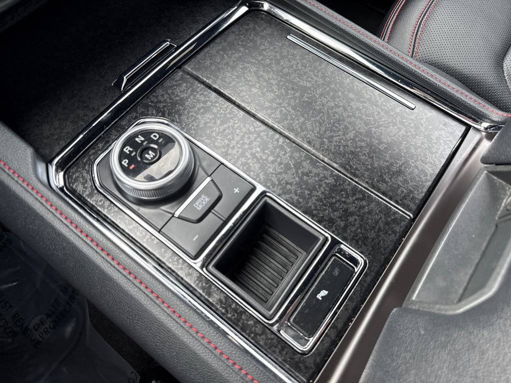 Certified 2023 Ford Expedition Limited image 27