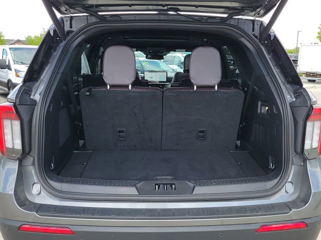 Certified 2025 Ford Explorer Platinum w/ LUX Leather Package AWD/4WD image 14