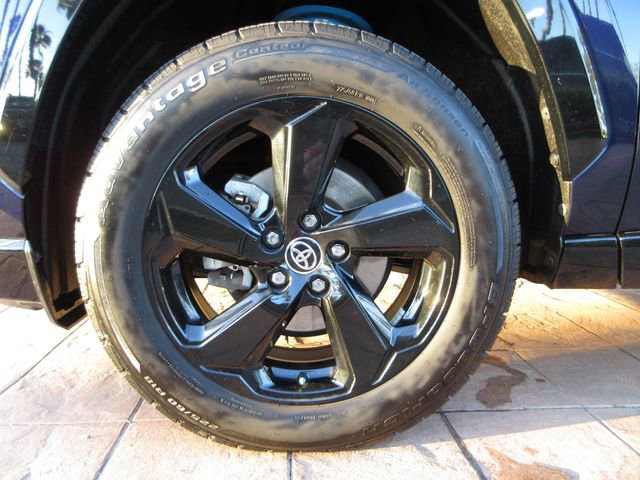 Used 2020 Toyota RAV4 XSE w/ XSE Grade Weather Package image 9