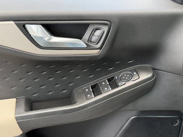 Certified 2020 Ford Escape SE FWD image 29