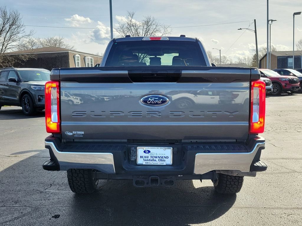 Certified 2025 Ford F250 XLT image 4