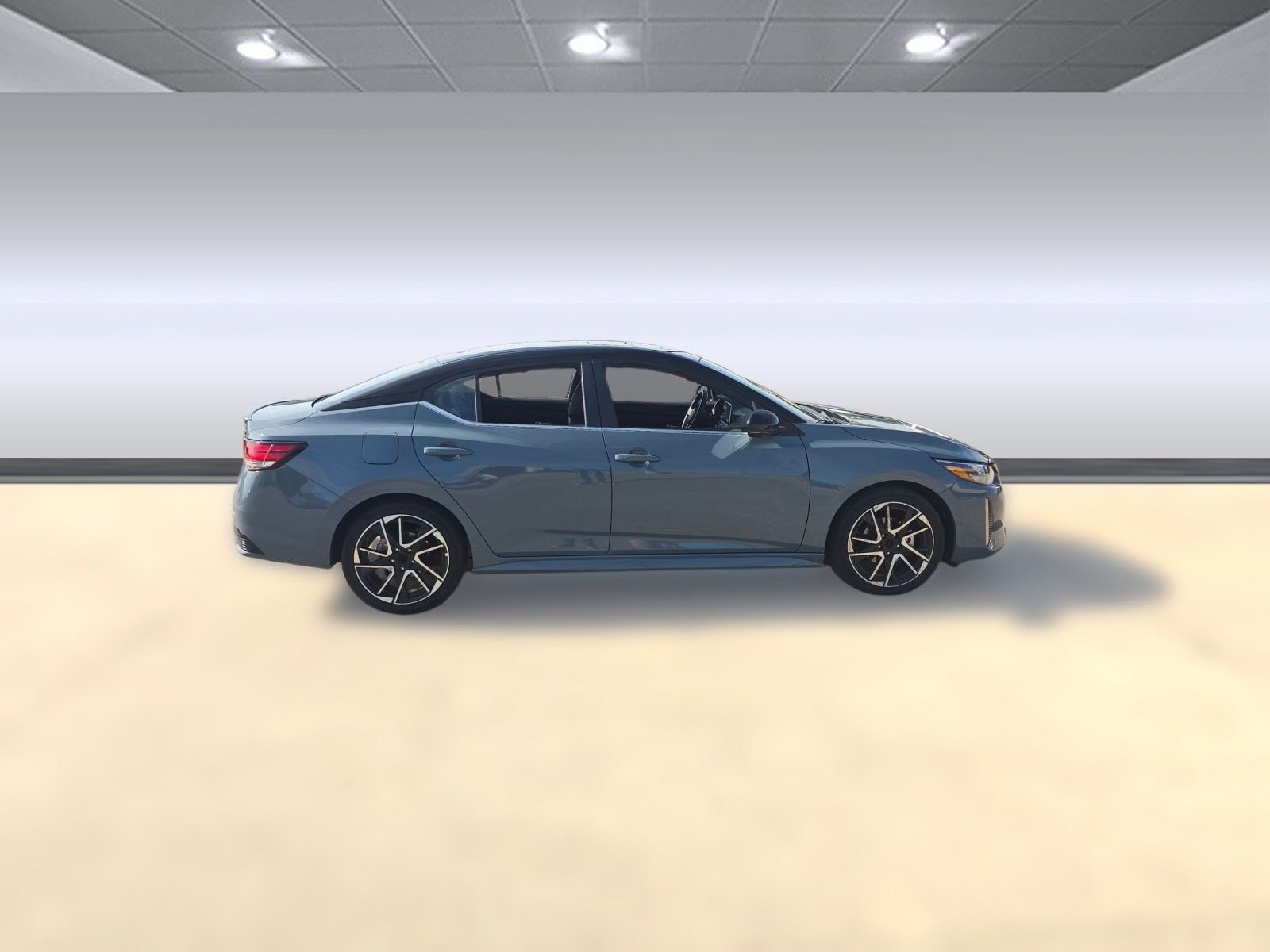 Used 2025 Nissan Sentra SR w/ SR Premium Package image 7