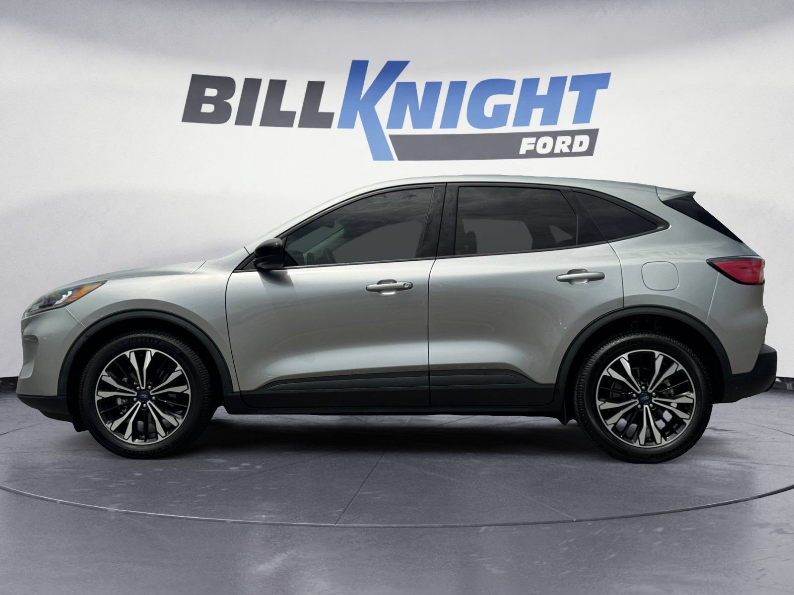 Certified 2021 Ford Escape SE w/ SE Sport Appearance Package FWD image 2