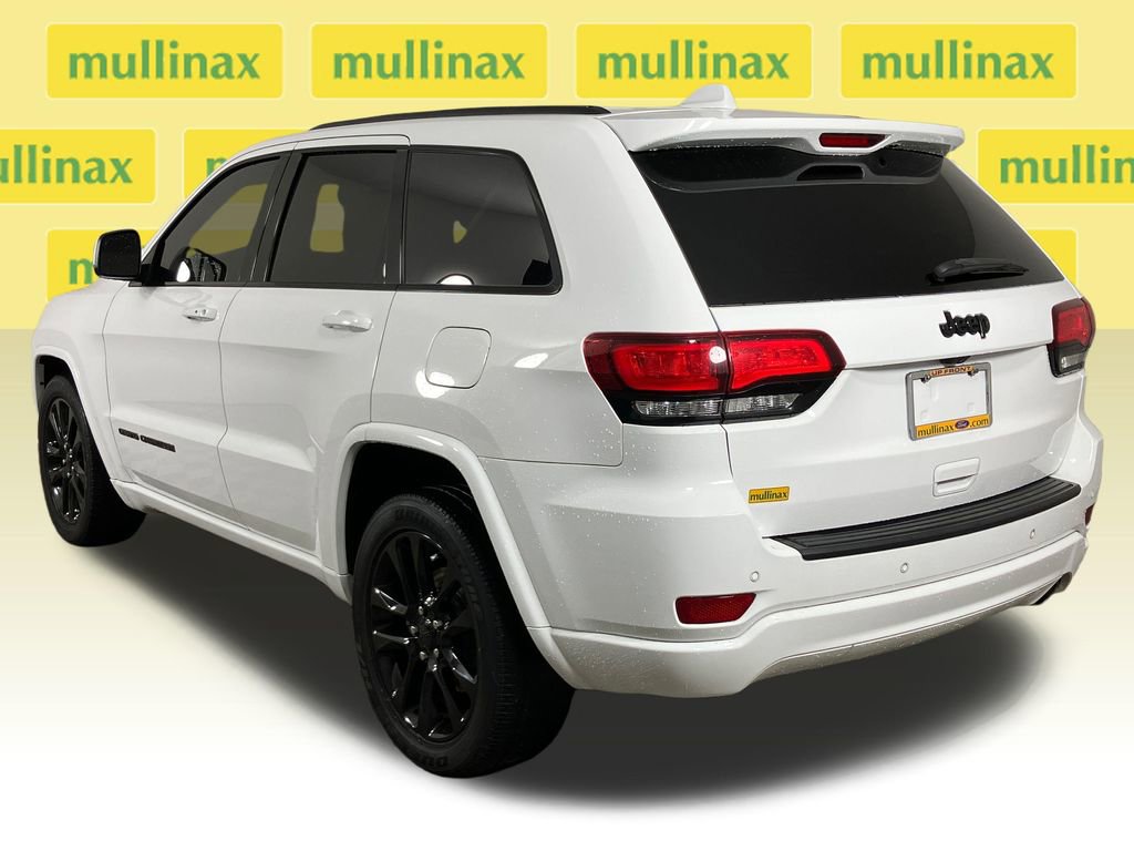Used 2021 Jeep Grand Cherokee Laredo X image 9