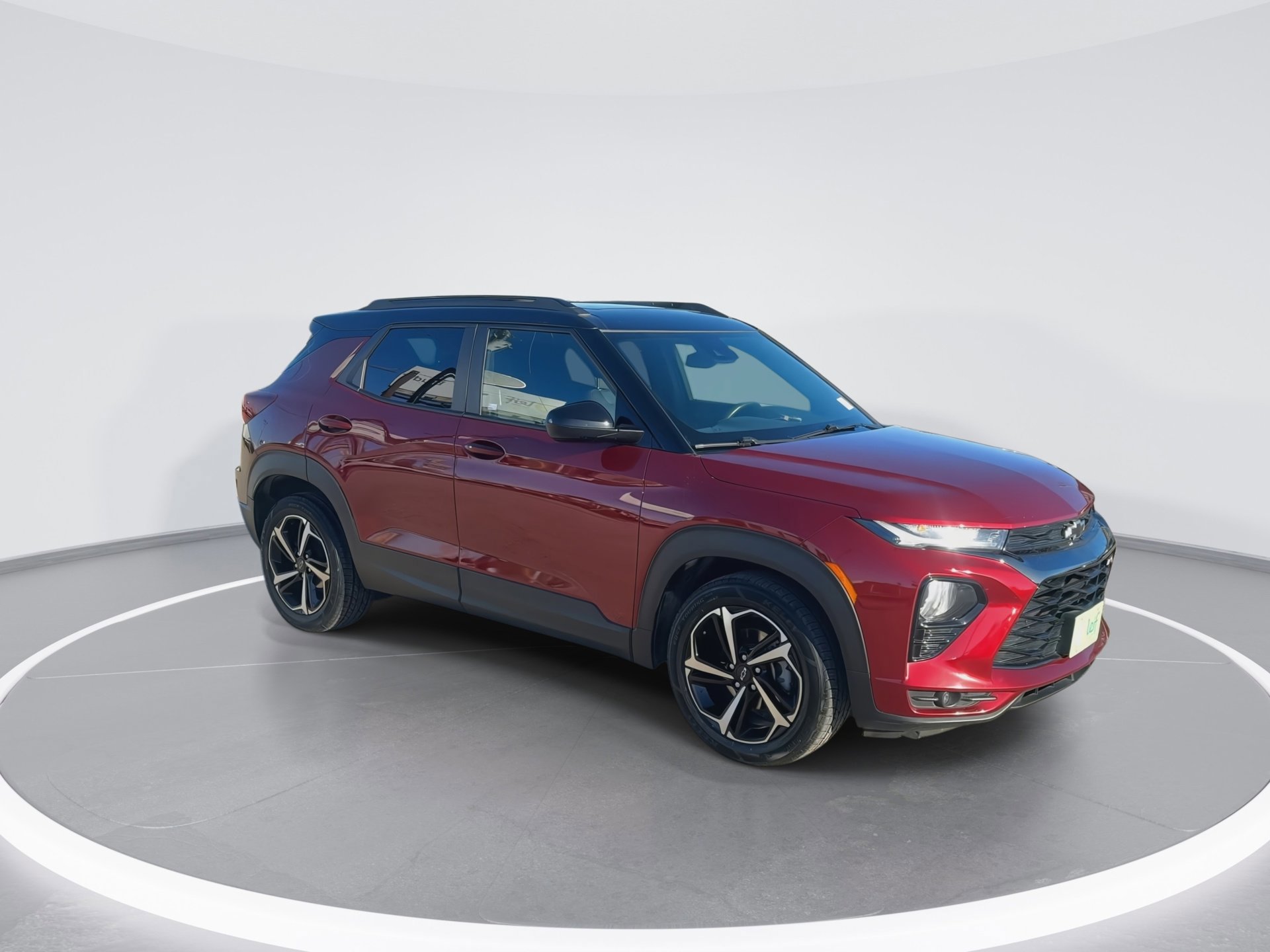 Used 2022 Chevrolet TrailBlazer RS w/ Sun and Liftgate Package image 2