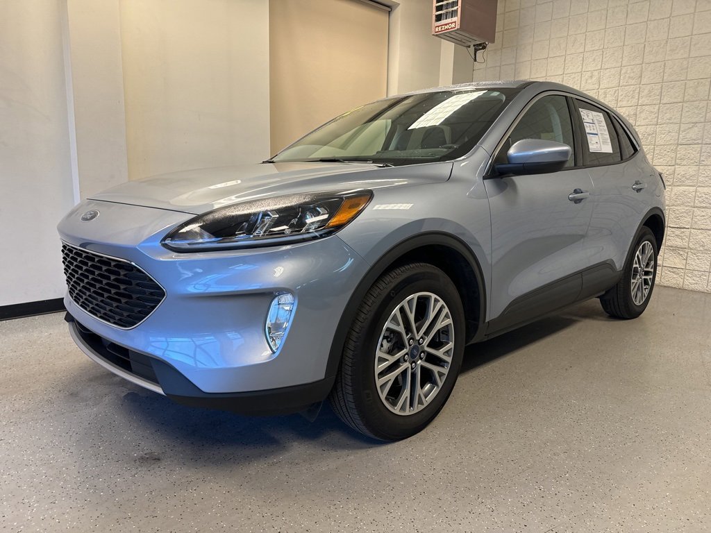 Certified 2022 Ford Escape SEL image 33