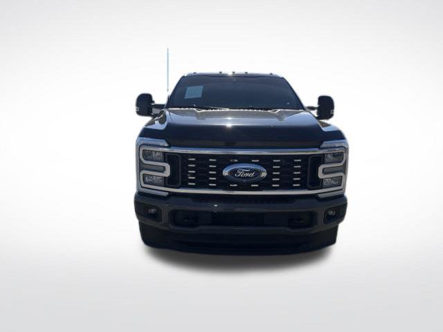 Certified 2026 Ford F350 King Ranch AWD/4WD image 2