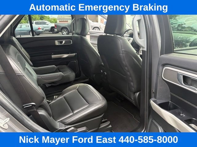 Certified 2022 Ford Explorer XLT w/ Equipment Group 202A AWD/4WD image 23
