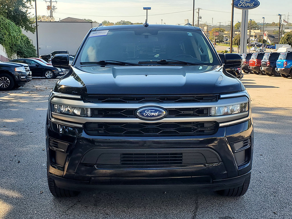Certified 2024 Ford Expedition Max XLT AWD/4WD image 2