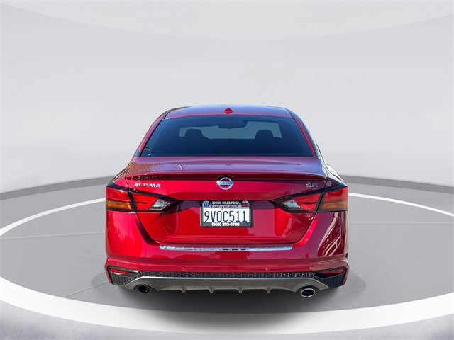 Used 2021 Nissan Altima 2.5 SR w/ SR Premium Package image 3