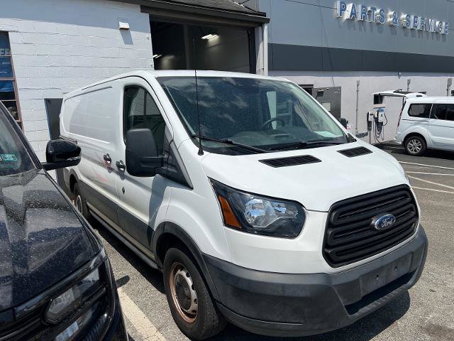 Certified 2019 Ford Transit 150 130 Low Roof RWD image 3