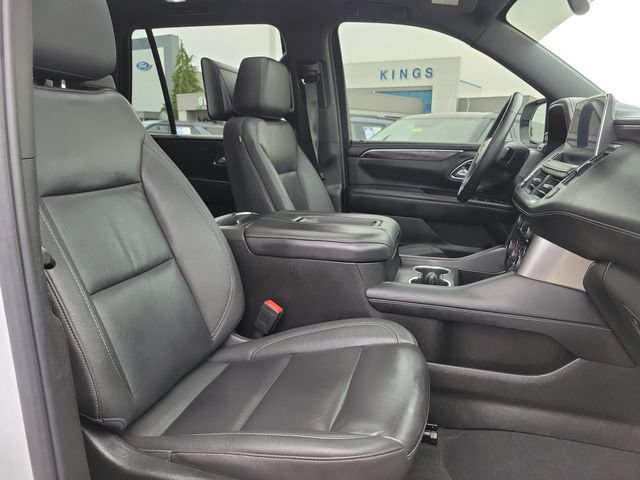 Used 2024 Chevrolet Tahoe LT w/ Luxury Package AWD/4WD image 33
