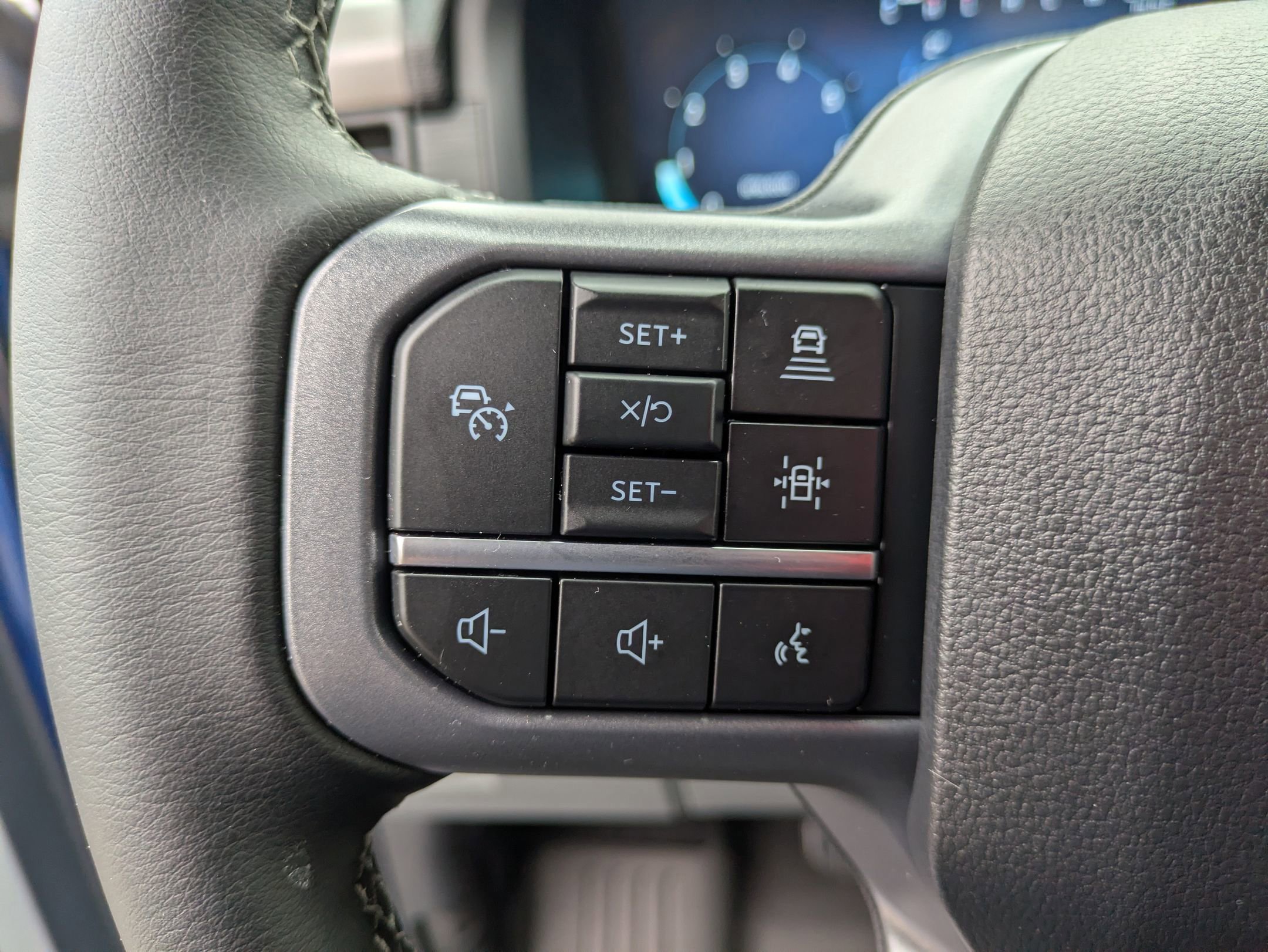 Certified 2025 Ford F150 XLT w/ Equipment Group 302A MID image 20