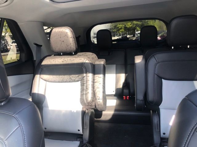 Certified 2023 Ford Explorer XLT w/ Equipment Group 202A AWD/4WD image 9
