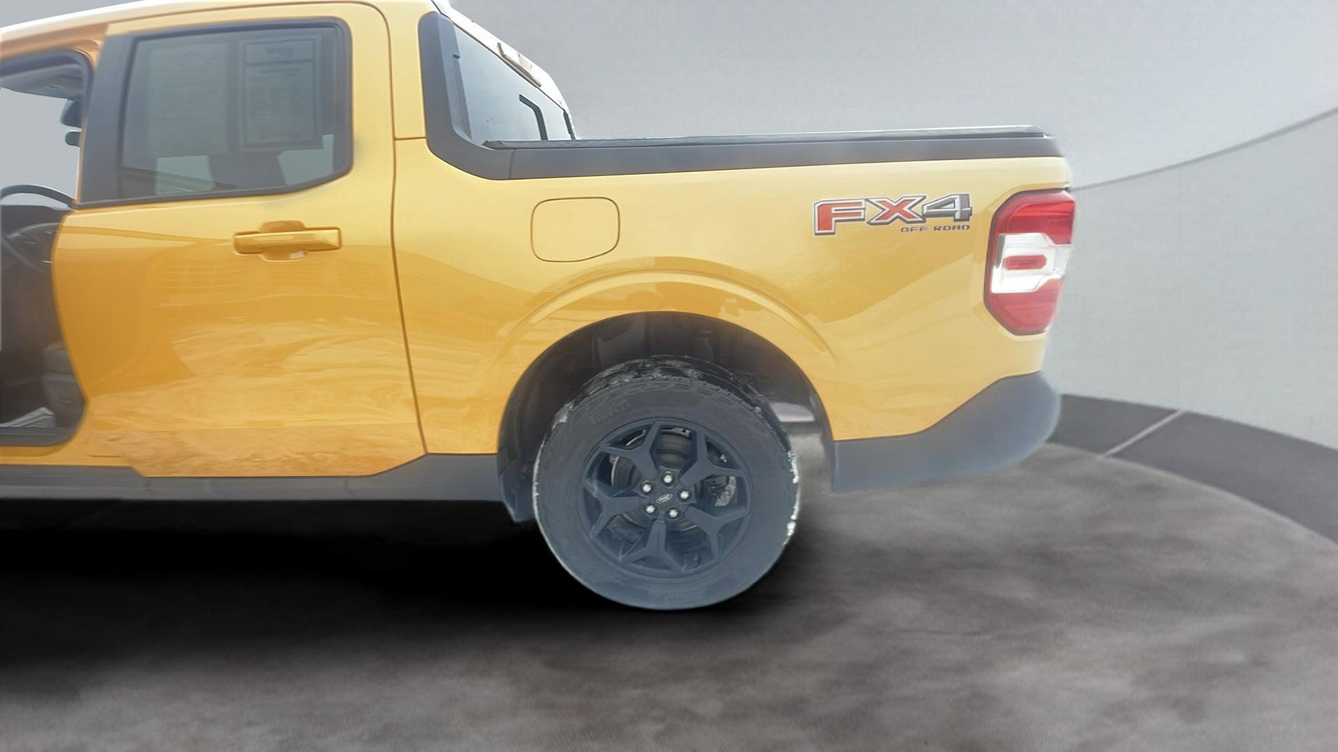 Certified 2022 Ford Maverick Lariat w/ Lariat Luxury Package image 24