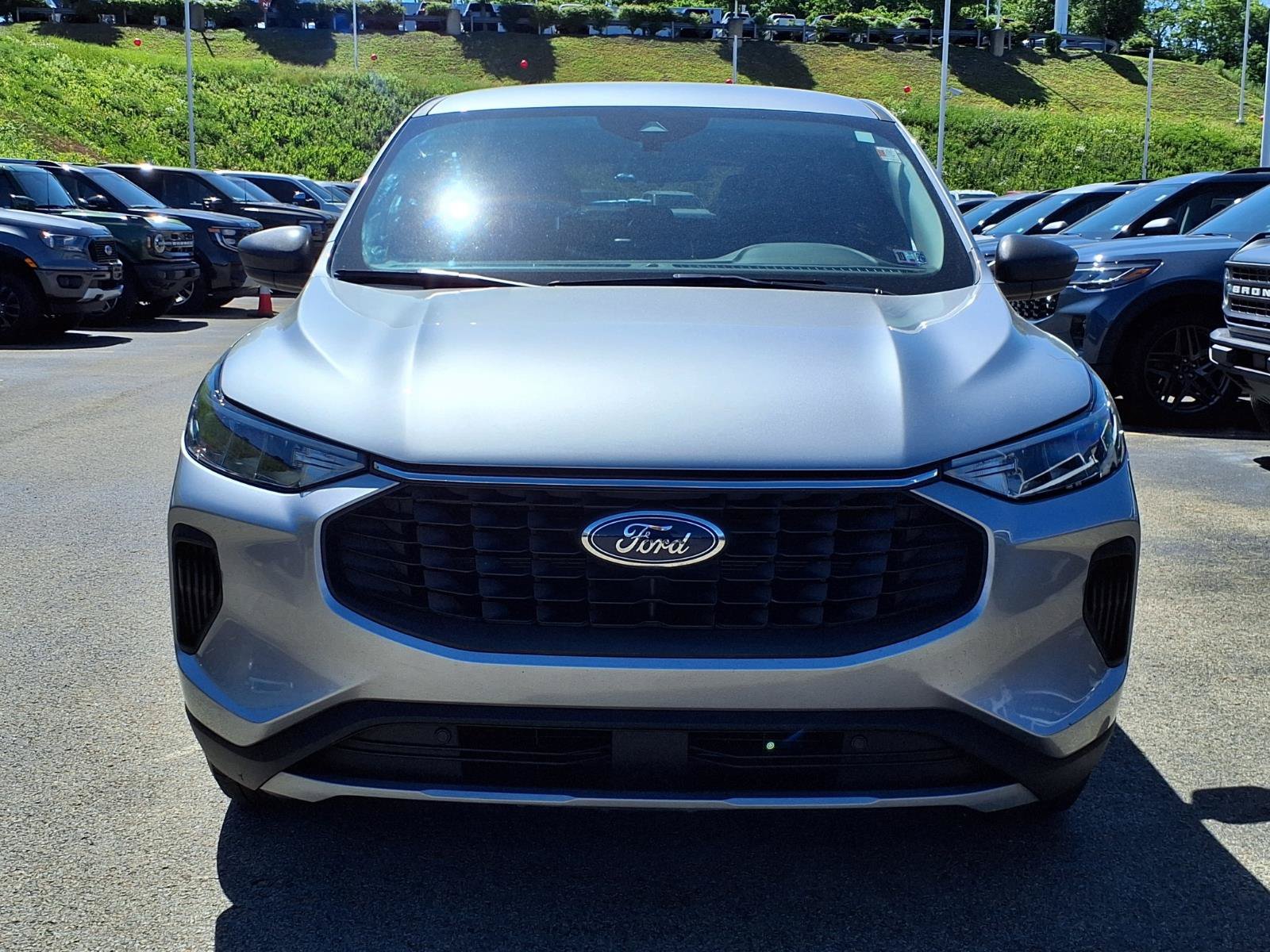Certified 2024 Ford Escape Active AWD/4WD image 2