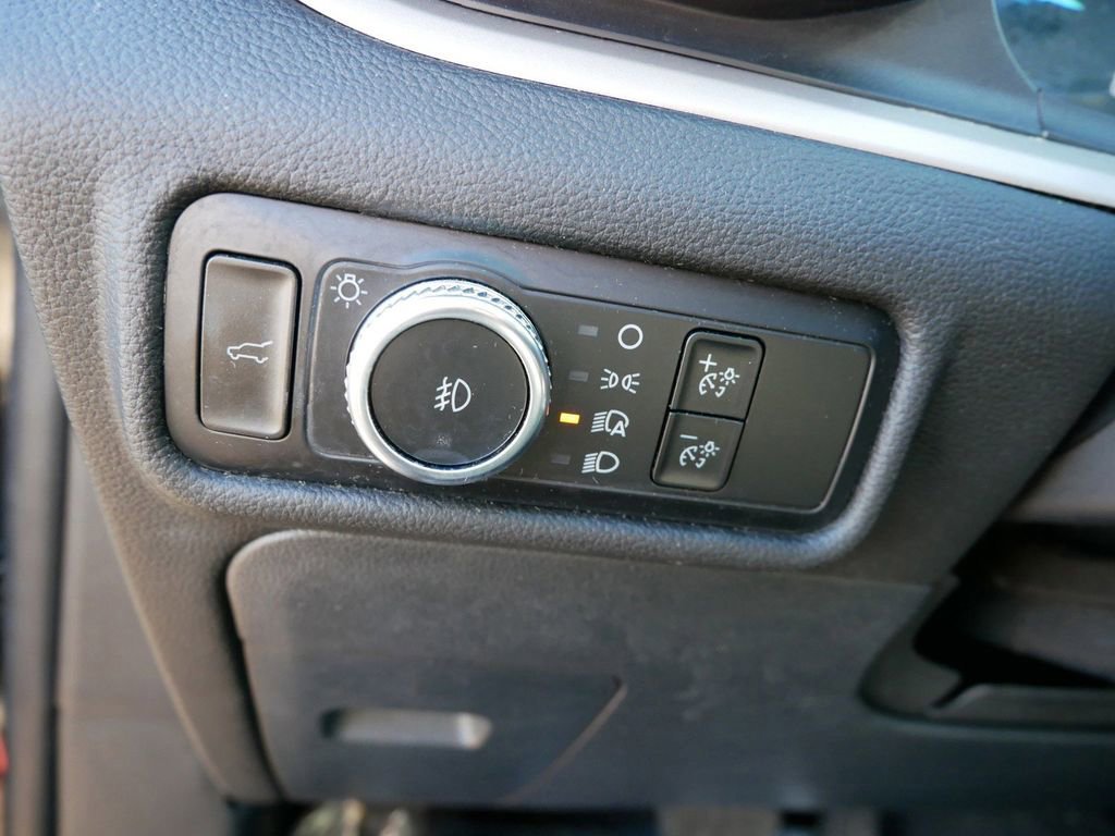 Certified 2023 Ford Explorer XLT w/ Equipment Group 202A image 13