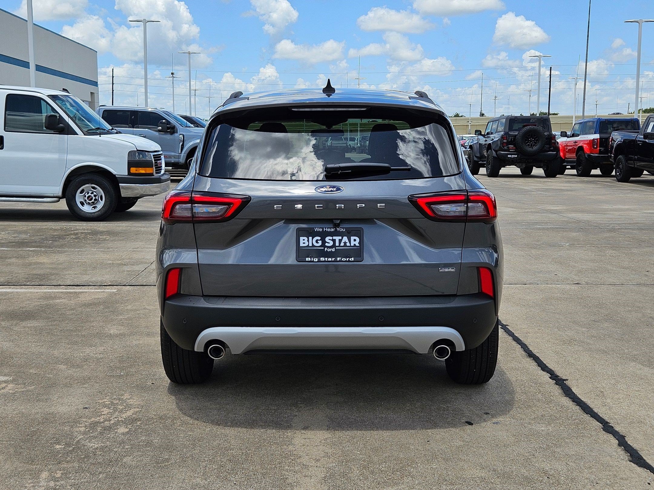 Certified 2025 Ford Escape SE FWD image 6