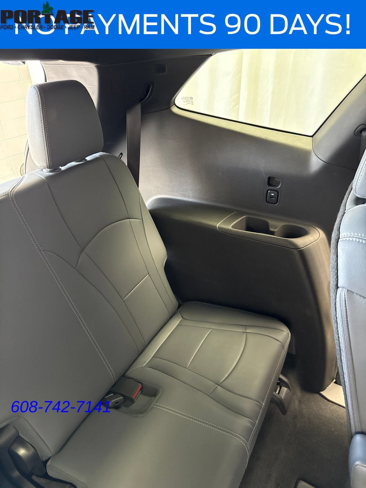 Used 2024 Buick Enclave Premium AWD/4WD image 37