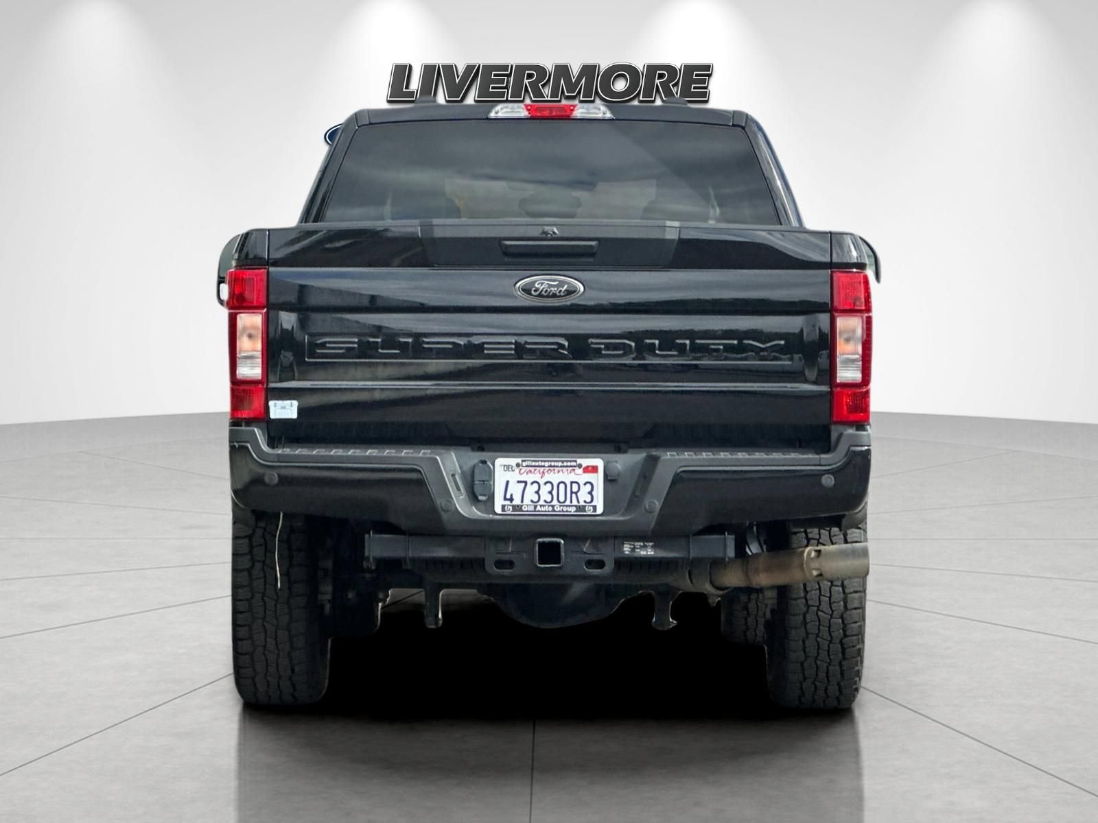 Certified 2022 Ford F250 XLT w/ Black Appearance Package AWD/4WD image 4