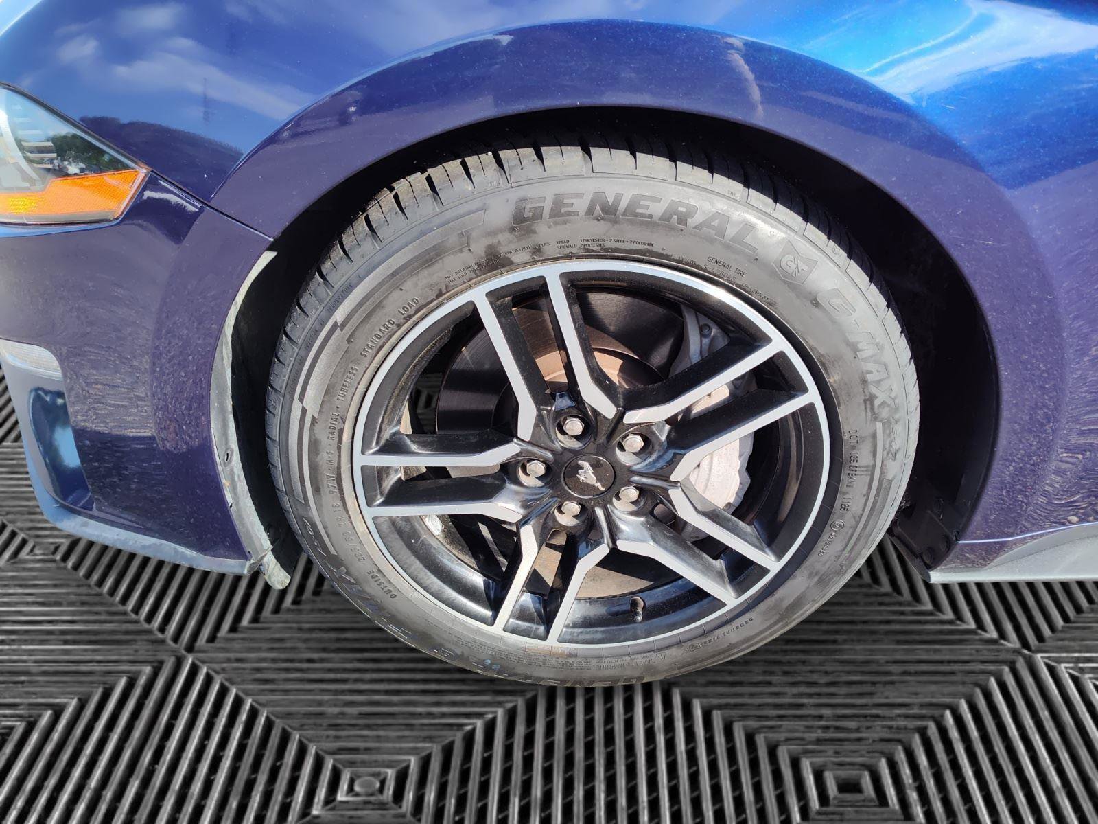 Certified 2020 Ford Mustang GT RWD image 14