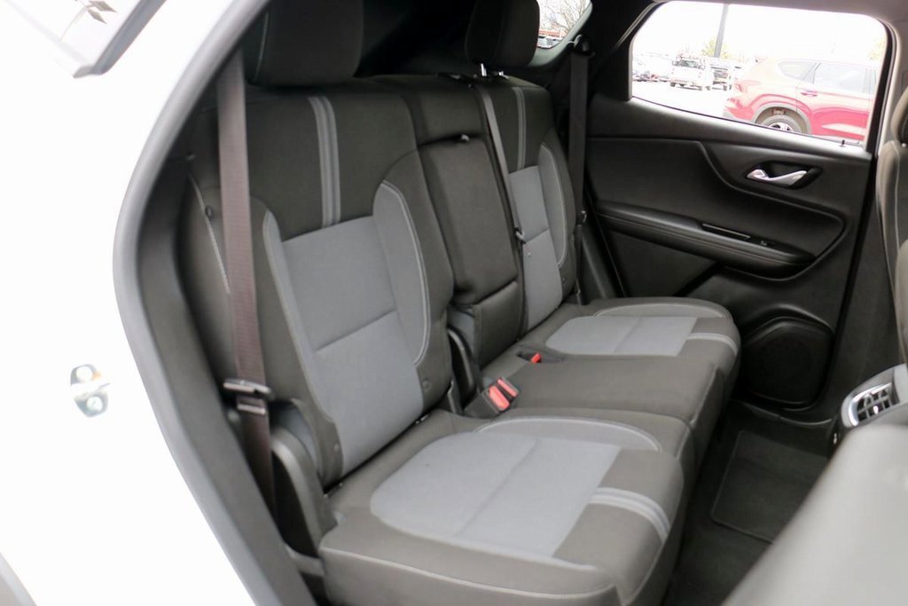 Used 2025 Chevrolet Blazer LT image 30