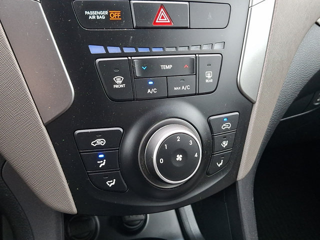 Used 2018 Hyundai Santa Fe Sport FWD image 16