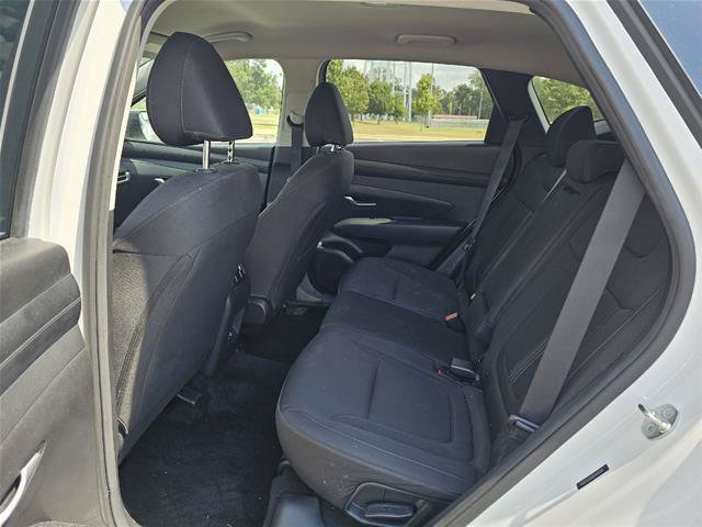 Used 2025 Hyundai Tucson SEL FWD image 11