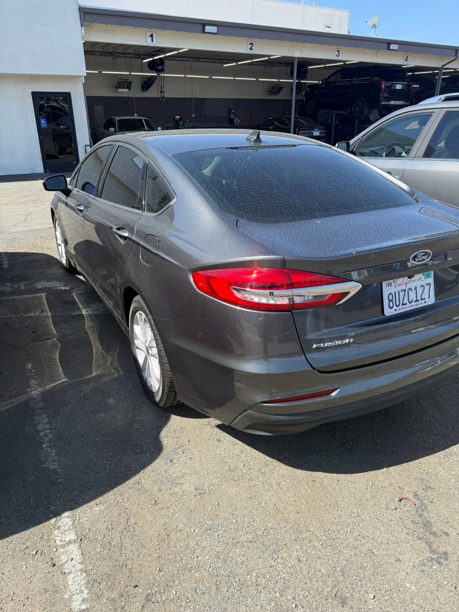 Certified 2020 Ford Fusion SE FWD image 4