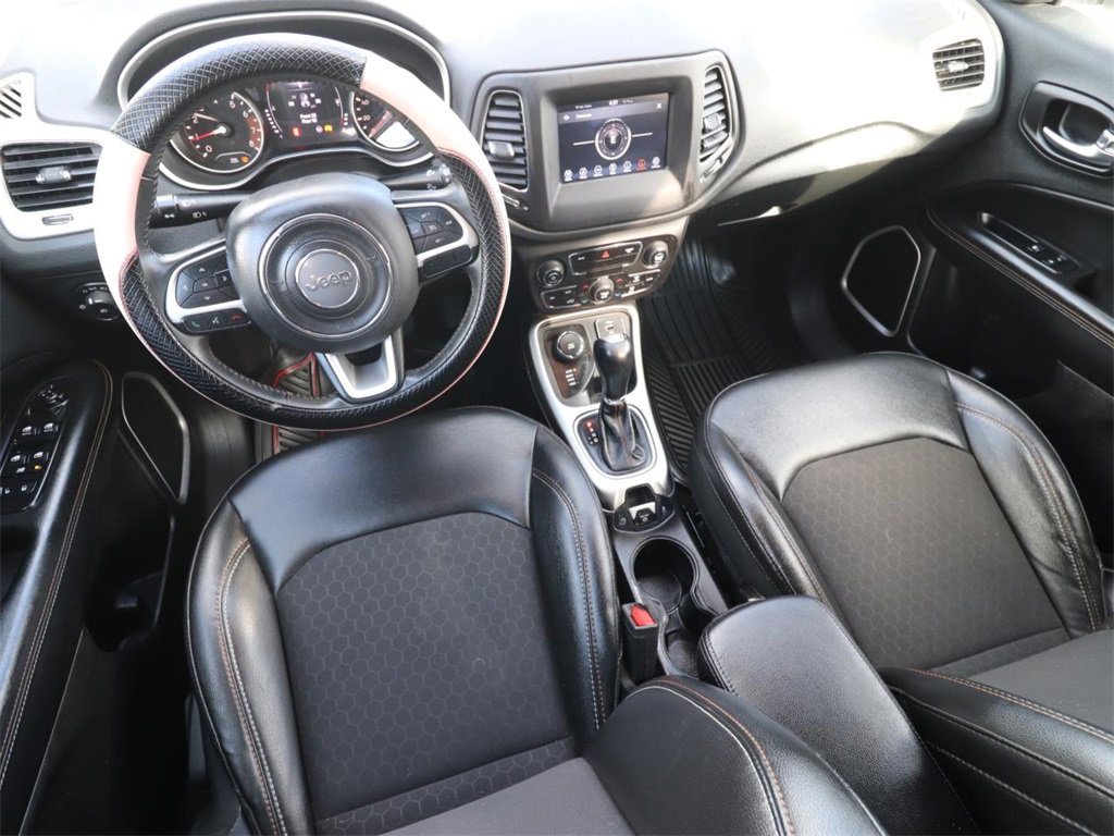 Used 2019 Jeep Compass Latitude image 6