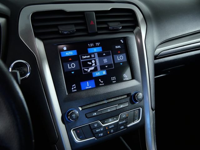 Certified 2017 Ford Fusion SE w/ Fusion SE Technology Package FWD image 20