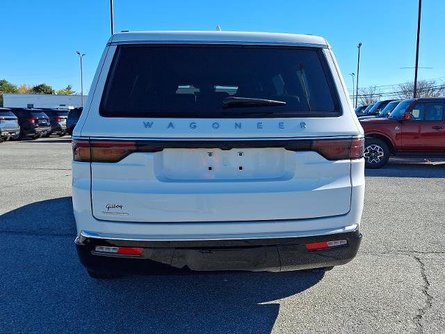 Used 2023 Jeep Wagoneer 4WD image 5
