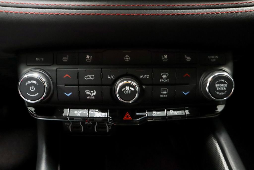 Used 2023 Dodge Durango R/T image 35